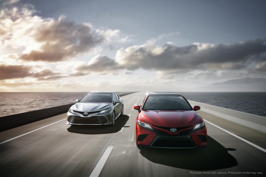  Toyota Camry Hybrid XSE 2017 года  (фото 3 из 3)